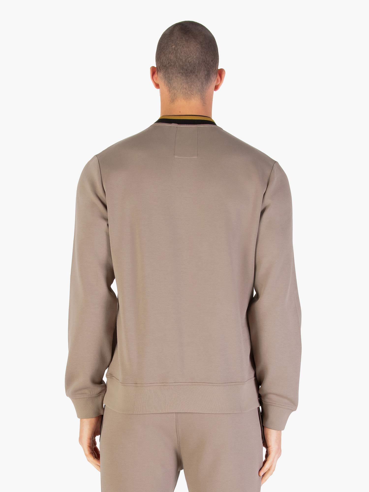 Luke Est 1977 MAKATI SWEATSHIRT - HARDNUT GOLD