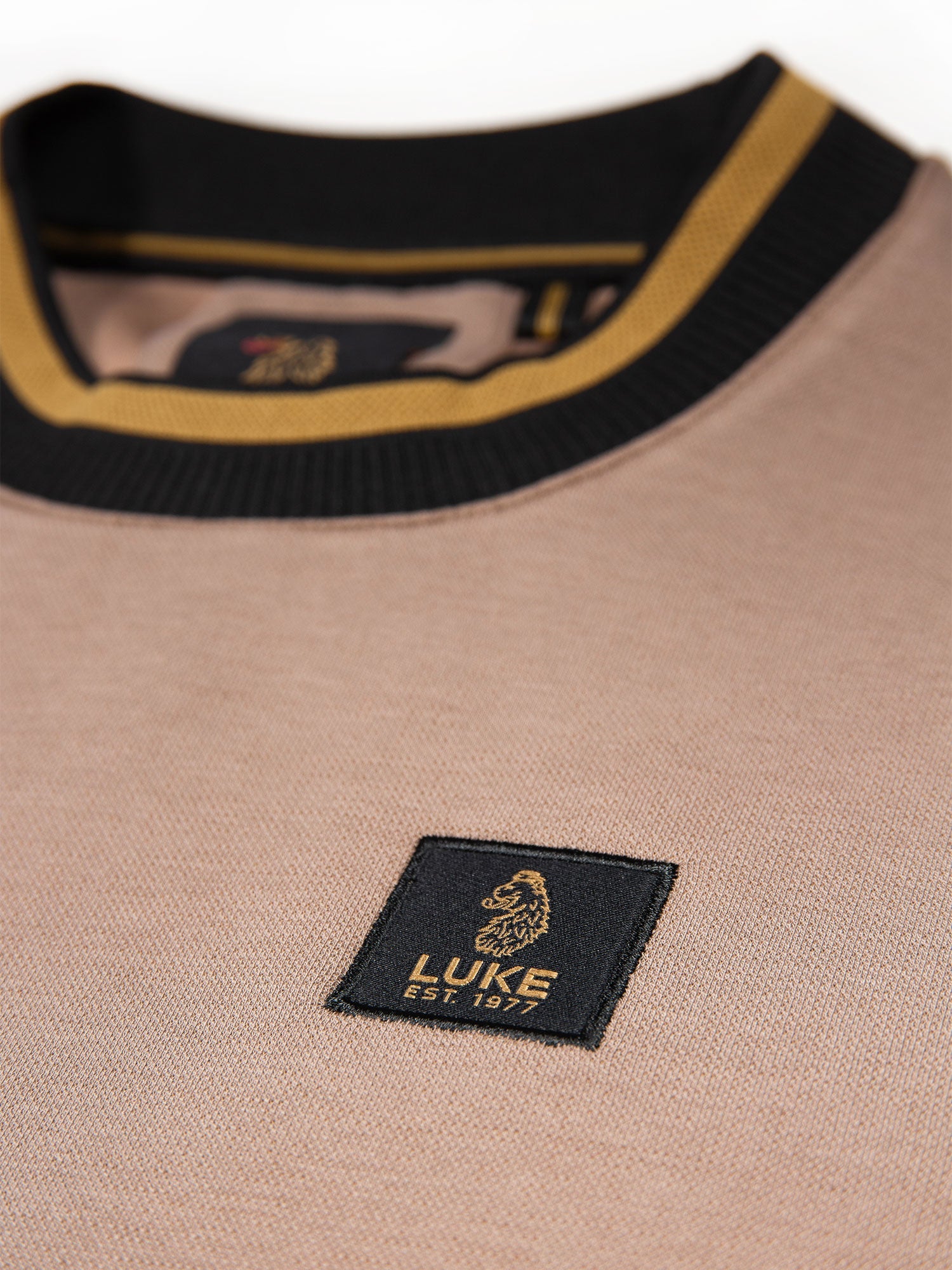 Luke Est 1977 MAKATI SWEATSHIRT - HARDNUT GOLD