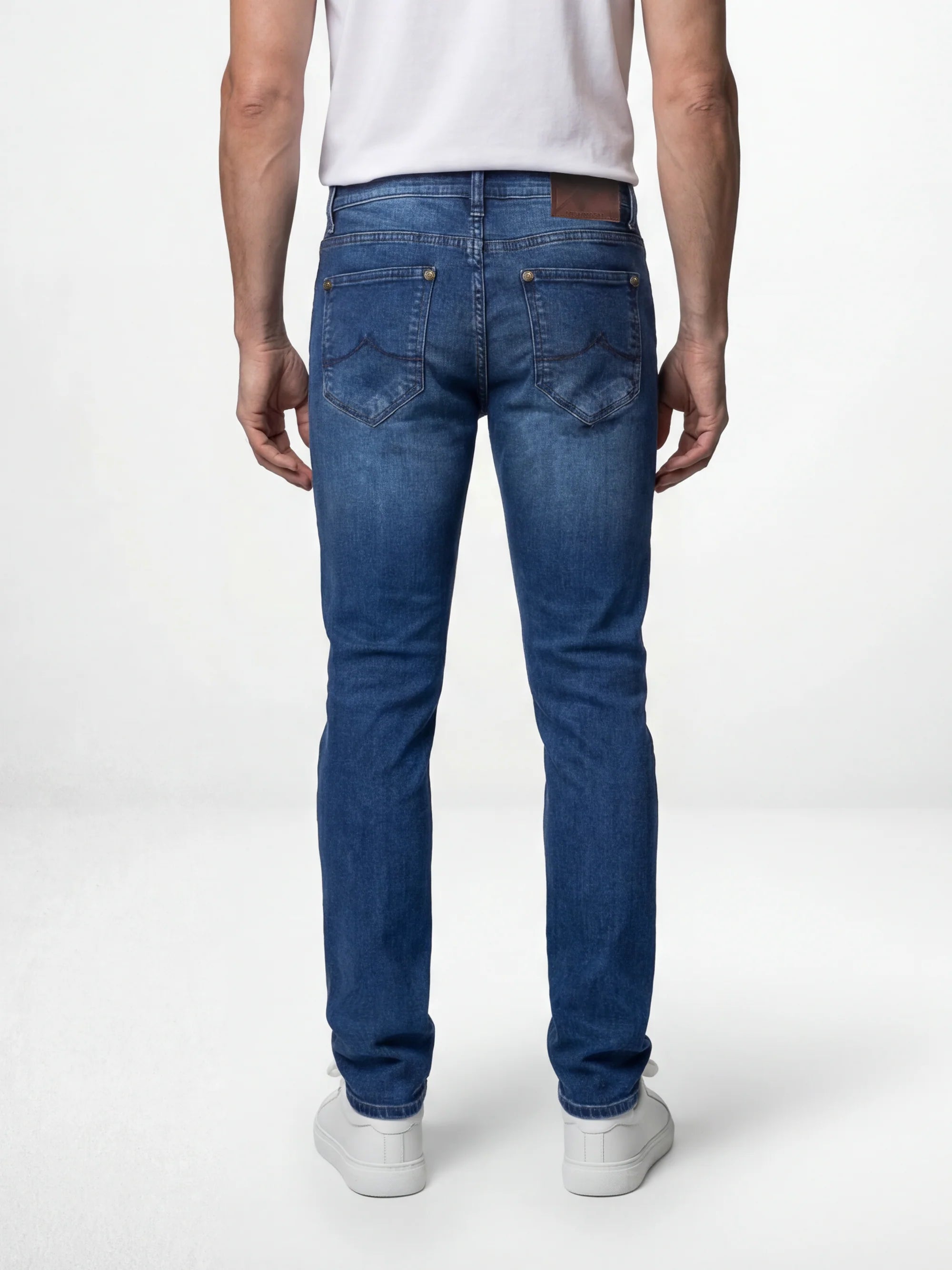 Mish Mash 1984 Tapered Fit Seltzer Blue Black Denim BLUE/BLACK