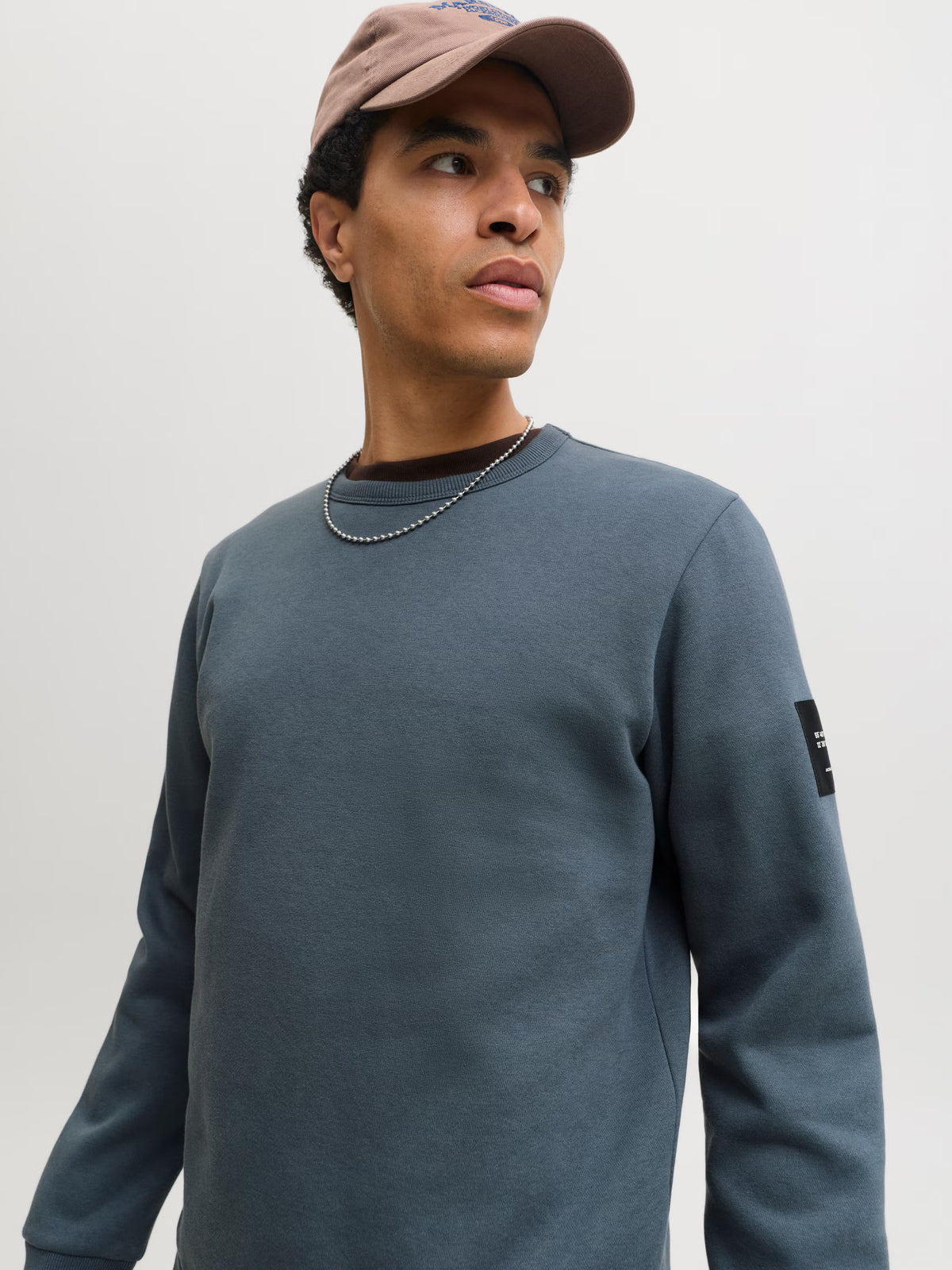 Jack&Jones Cleveland Sweatshirt in Grey / Turbulence