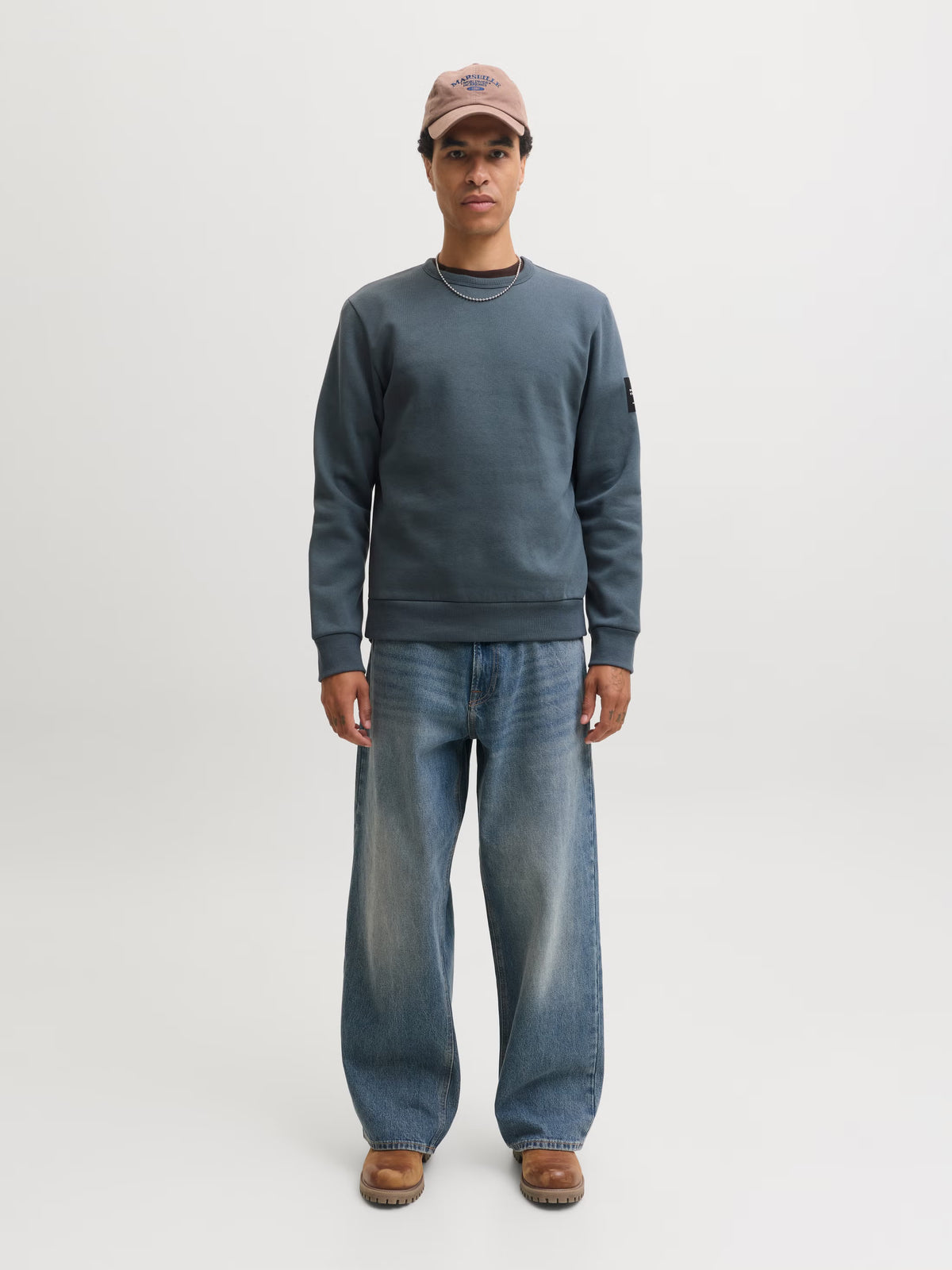 Jack&Jones Cleveland Sweatshirt in Grey / Turbulence