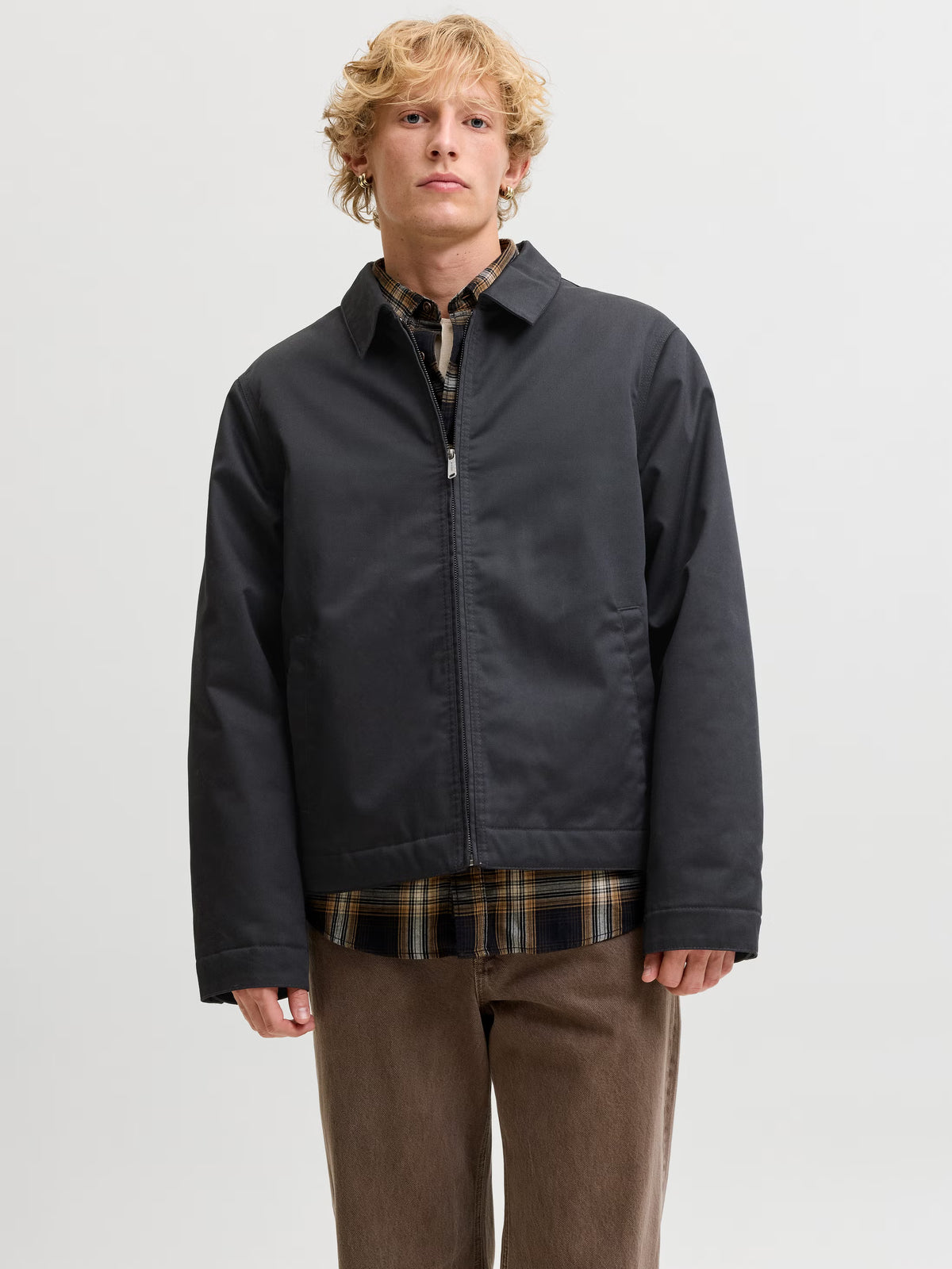 Jack&Jones Colton Padded classic workwear Jacket in Black / Black