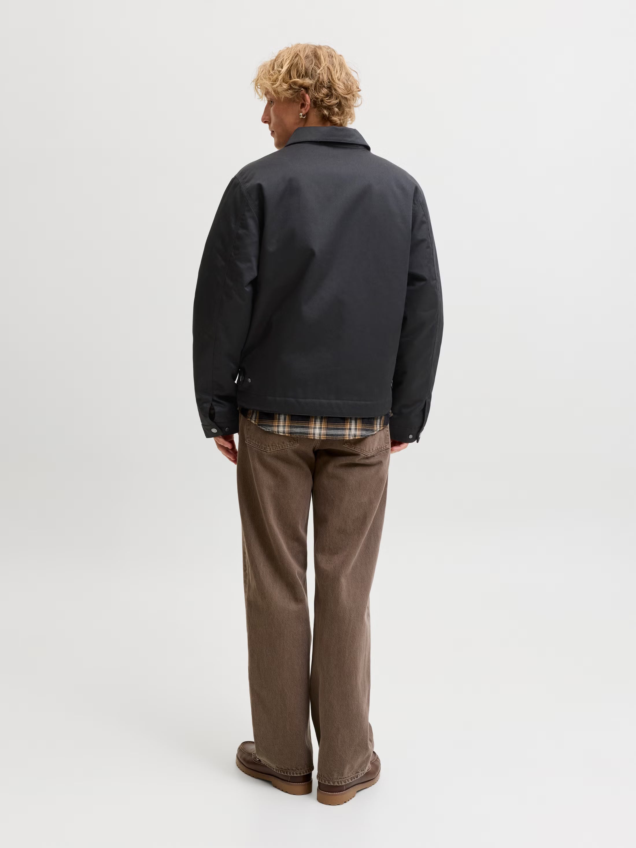 Jack&Jones Colton Padded classic workwear Jacket in Black / Black