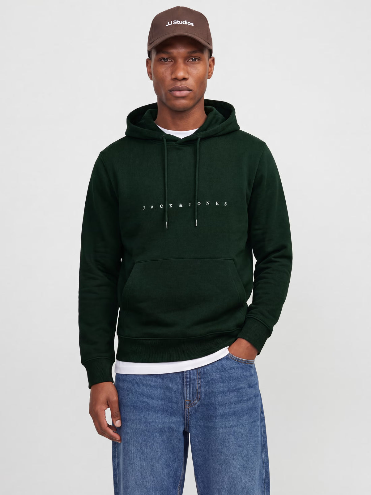Jack&Jones Star Logo Hoodie in Green / Scarab
