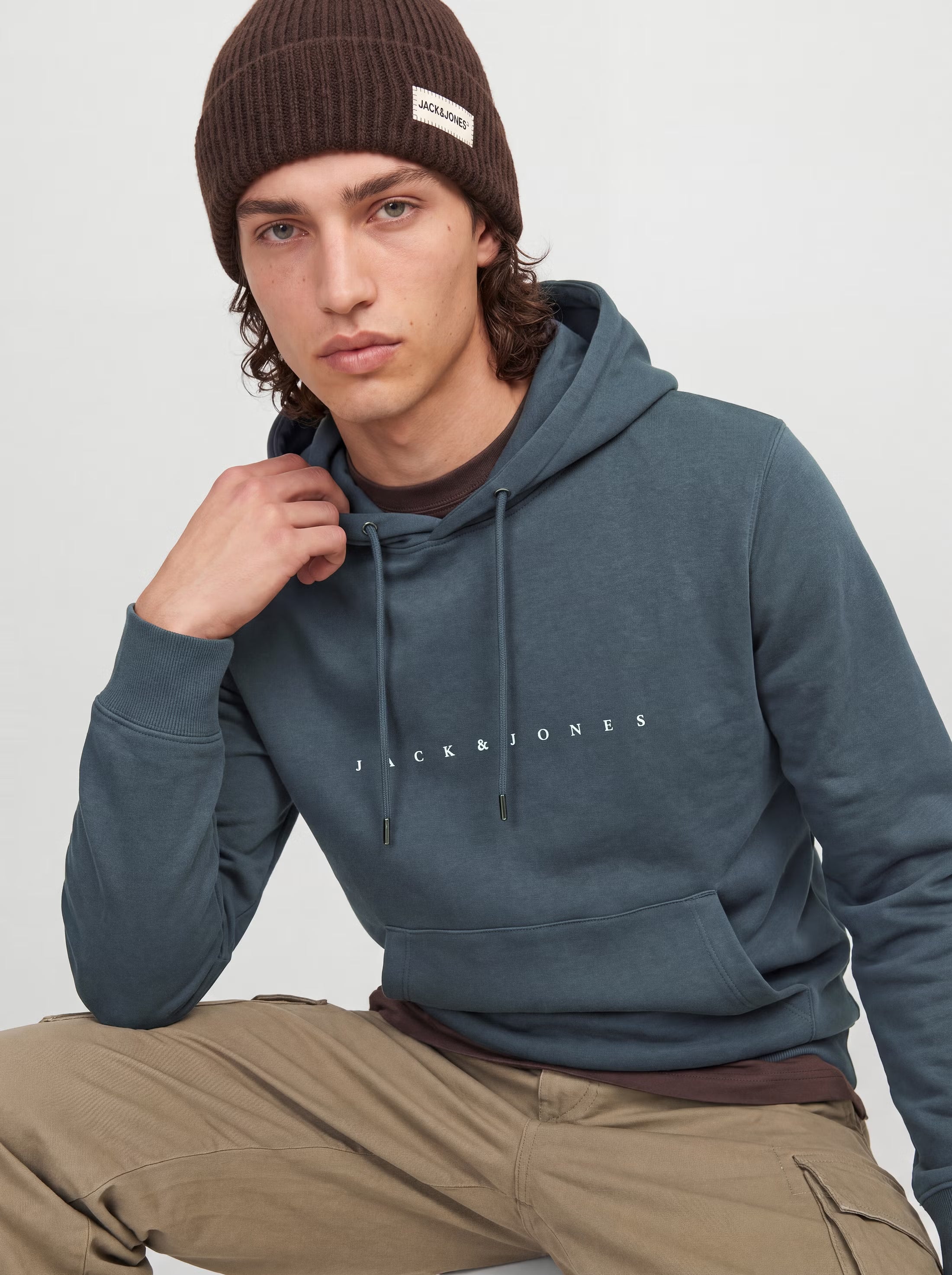 Jack&Jones Star Logo Hoodie in Grey / Turbulence