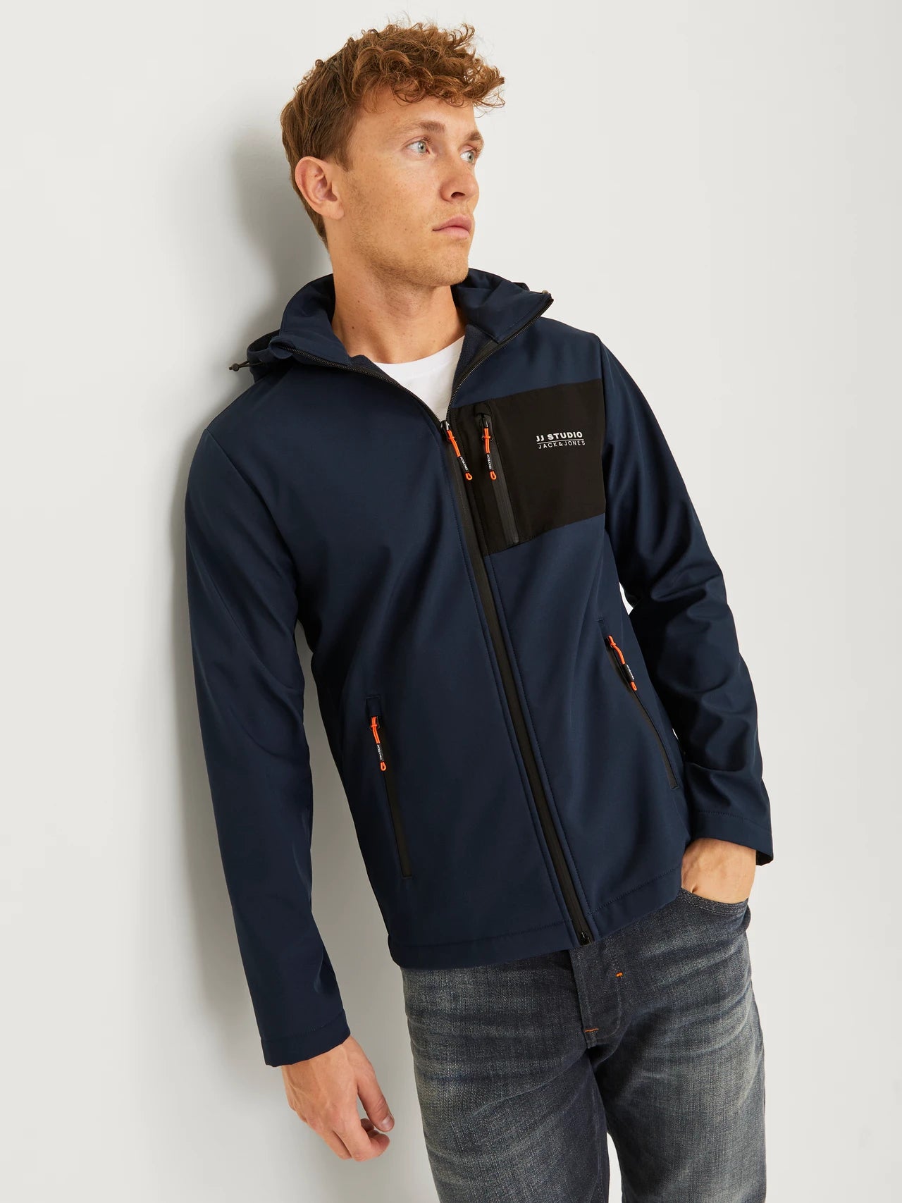 Jack & Jones water-resistant Softshell Hooded Jacket Taylor - NAVY