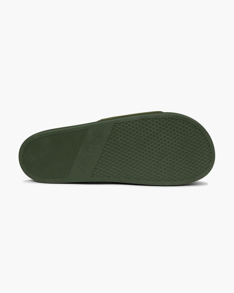 Cruyff Agua Copa Sliders in OLIVE