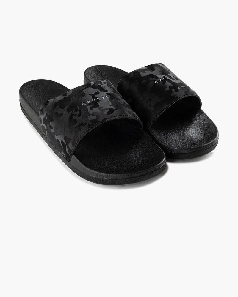 Cruyff Camo Slides in BLACK