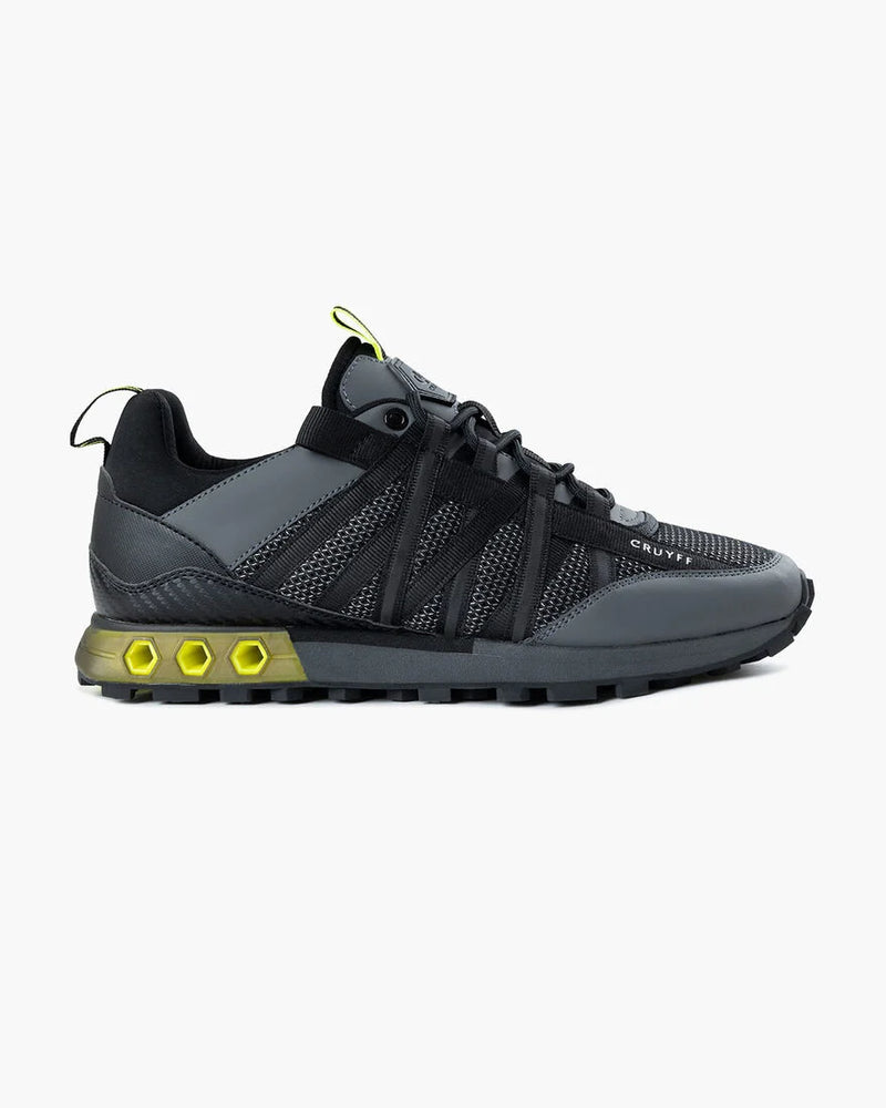 Cruyff Fearia Hex trainers in DARK GREY/BLACK