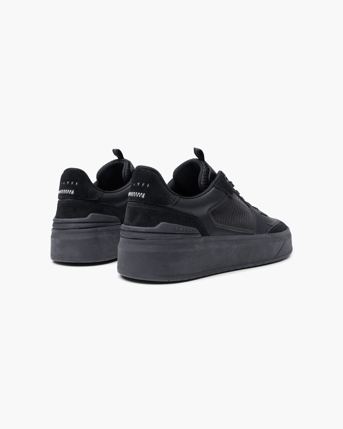 Cruyff Endorsed Tech Trainers Black