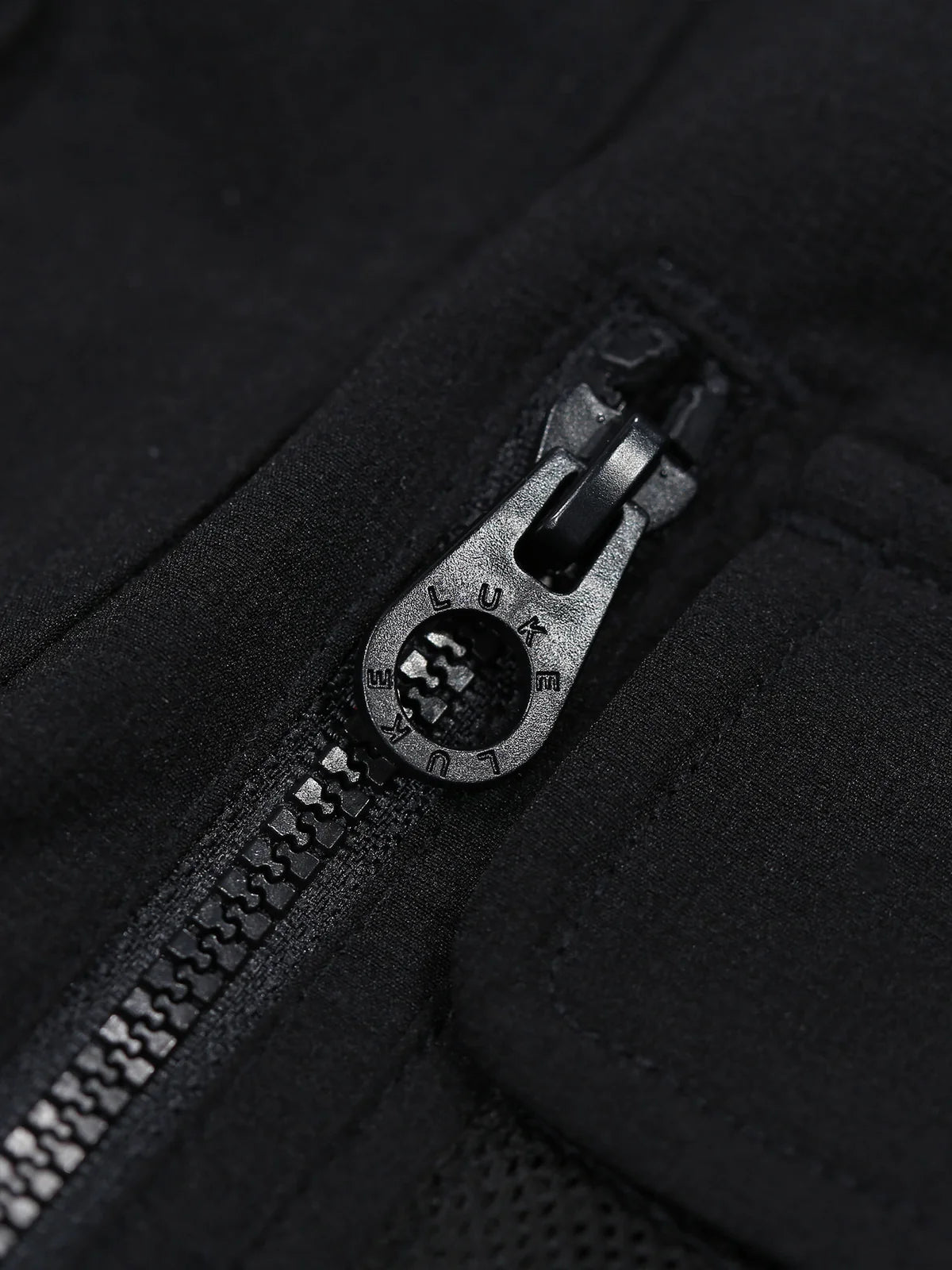 Luke Est 1977 hulun technical nylon overshirt - black