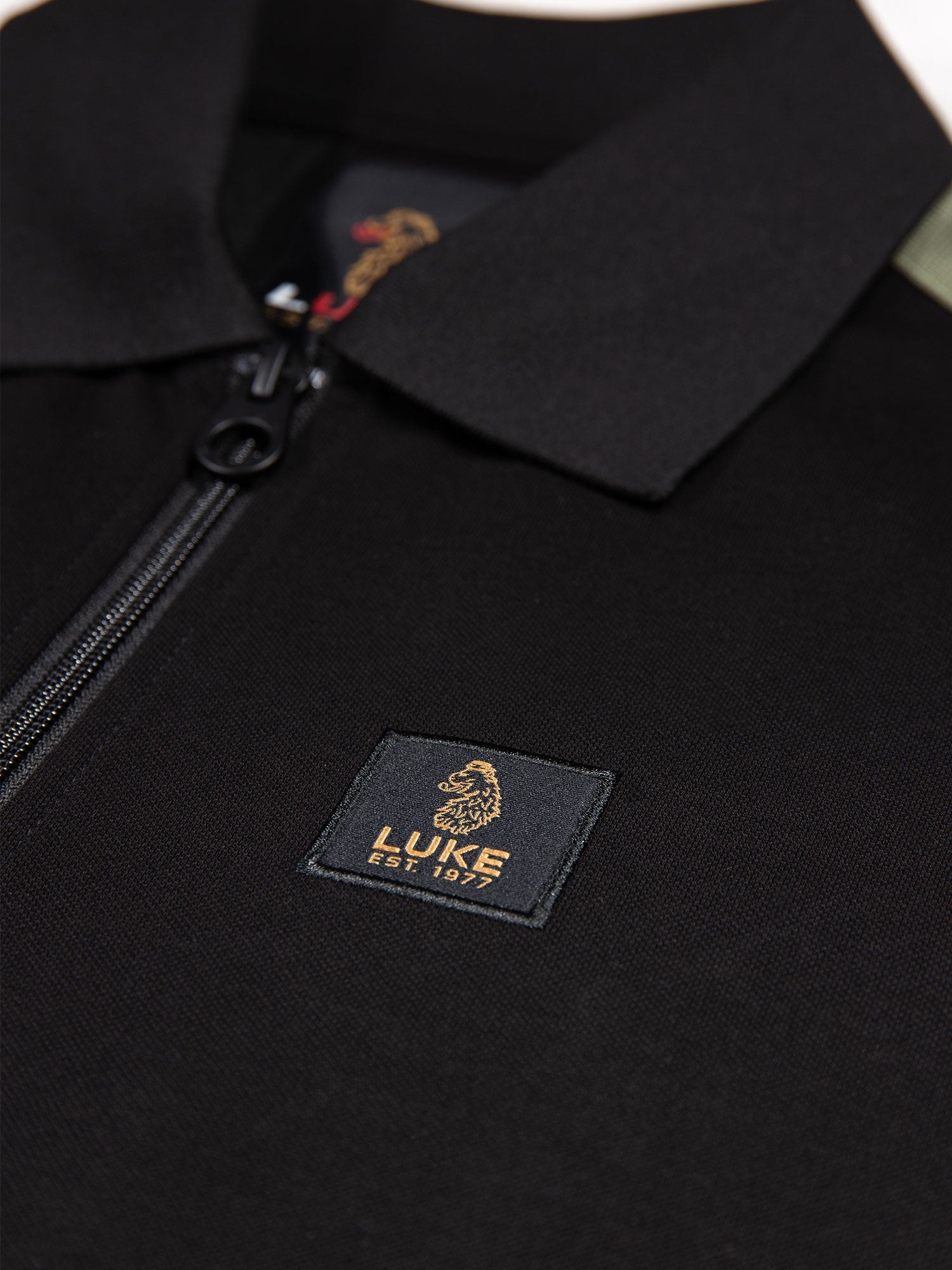 Luke Est 1977 CALTECH 1000 ZIP POLO - BLACK