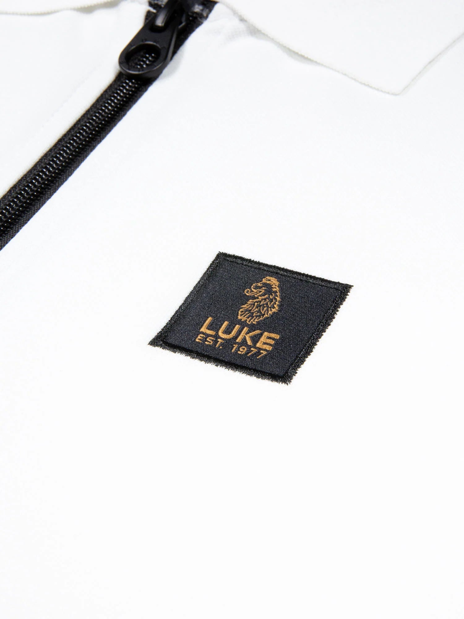 Luke Est 1977 CALTECH 1000 ZIP POLO - WHITE/BLACK