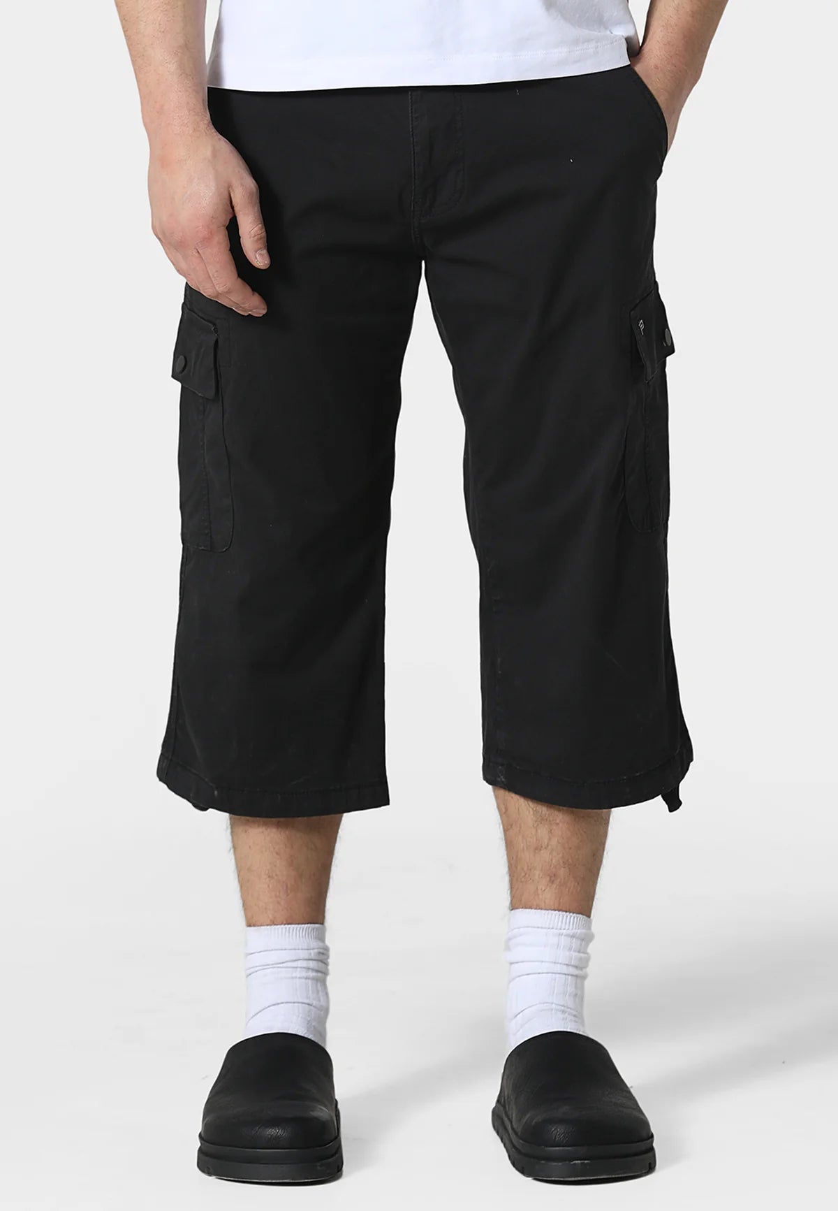 883 Police Hykeham Black Cargo Shorts
