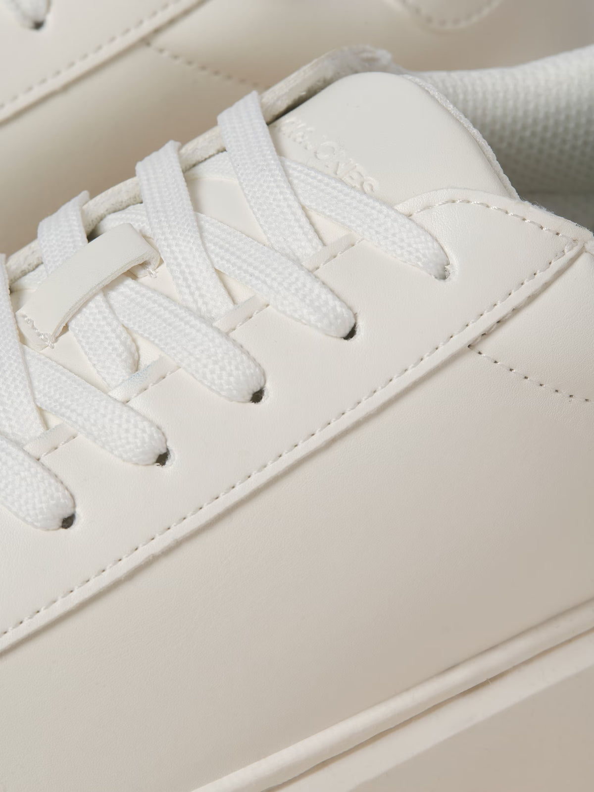 Jack&Jones Aspire Lace Up Cupsole Sneakers in WHITE/WHITE