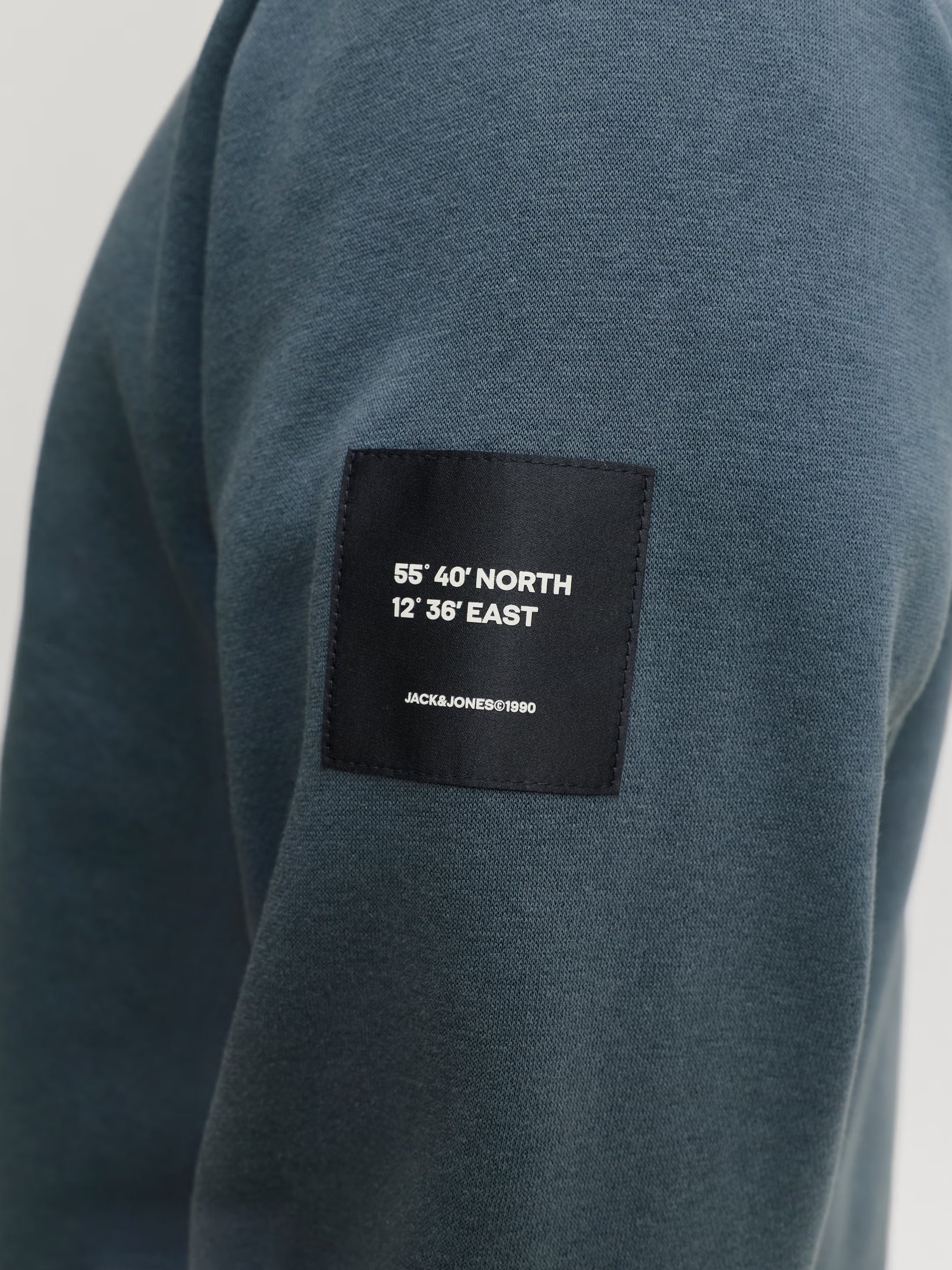 Jack&Jones Cleveland Sweatshirt in Grey / Turbulence