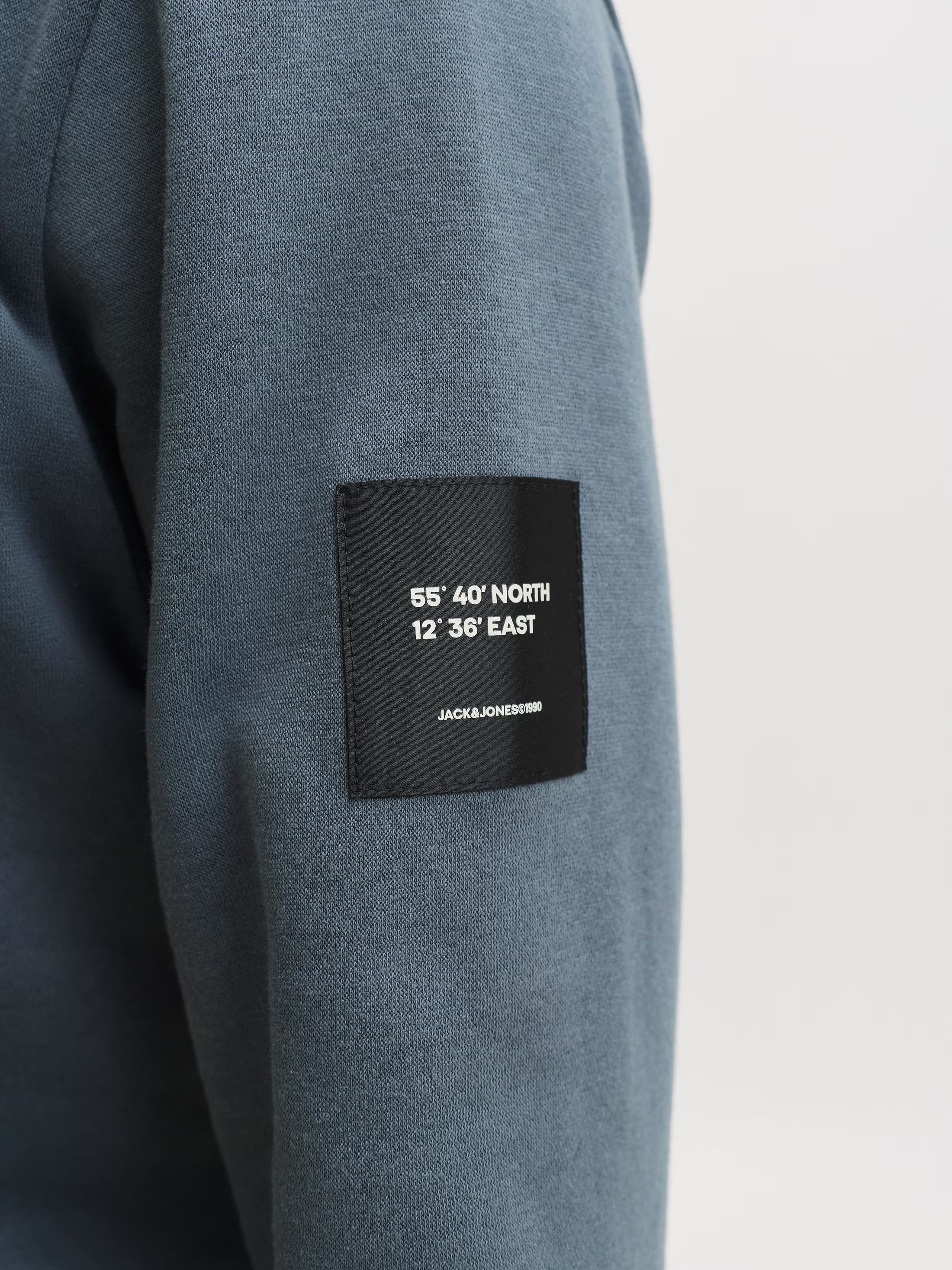 Jack&Jones Cleveland Sweat Hoodie in Grey / Turbulence