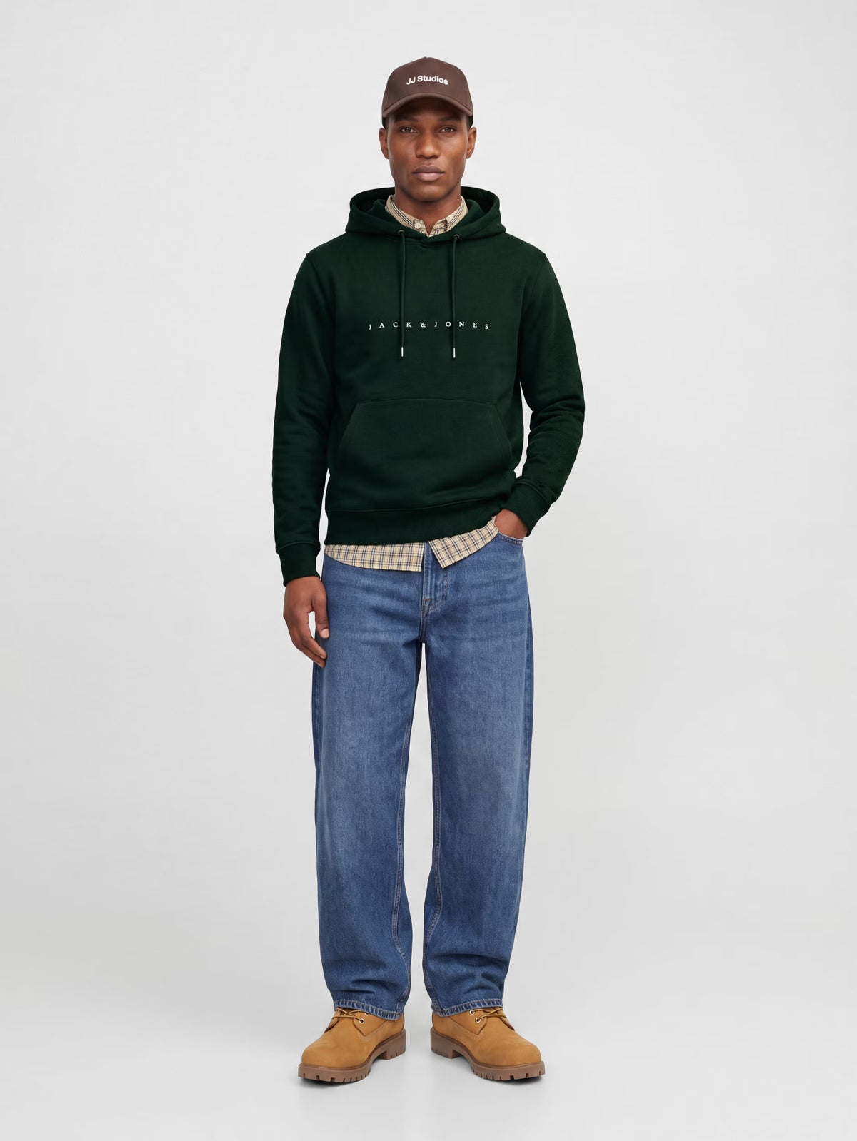 Jack&Jones Star Logo Hoodie in Green / Scarab