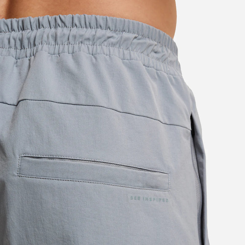 Bee Inspired Moura Short CONCRETE