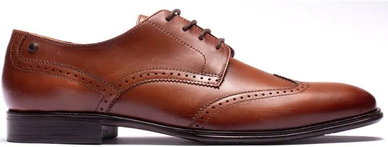Chaussures richelieu Base London Sloane Fauve