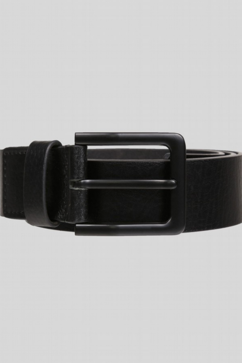 Luke 1977 Rutland leather belt Black leather Mens belt Leather tab with crest on end