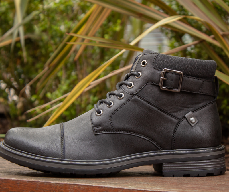 Deakins Leather workboot with waxed laces, buckle detail Oden BLACK